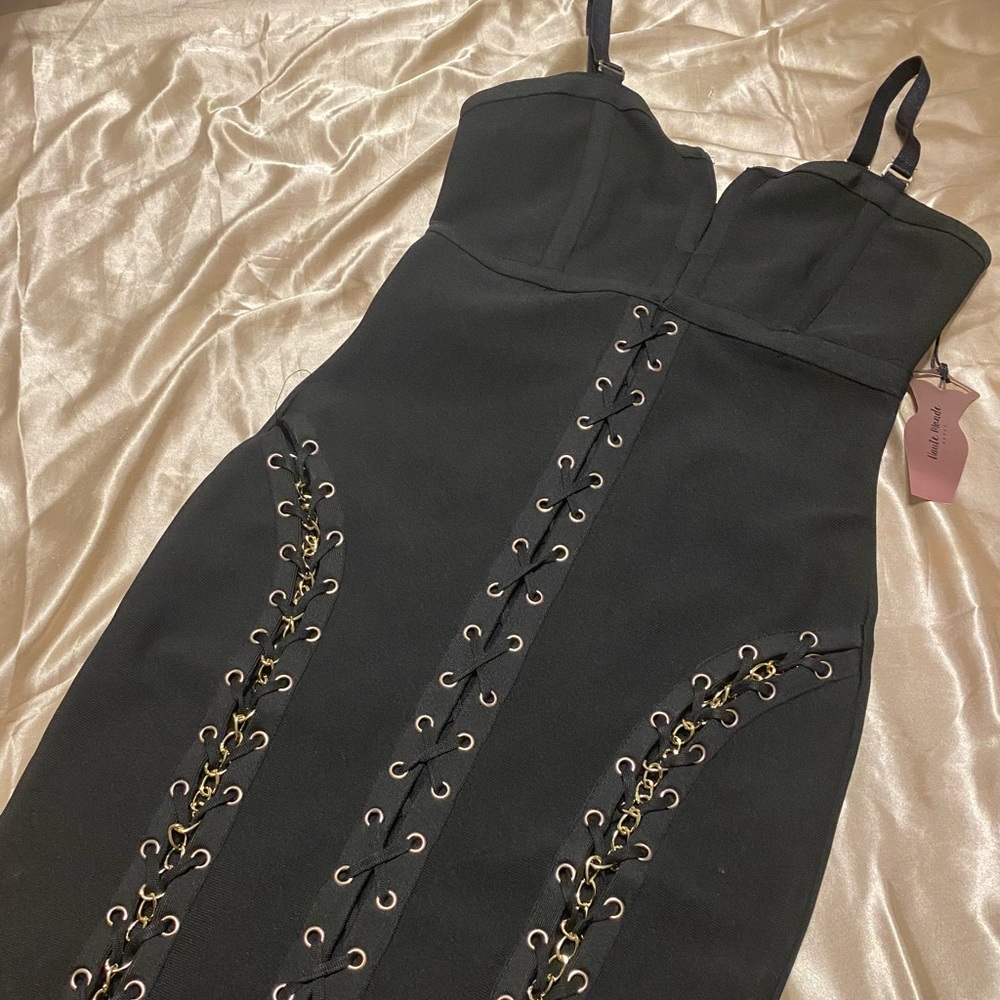 Size small with stretch